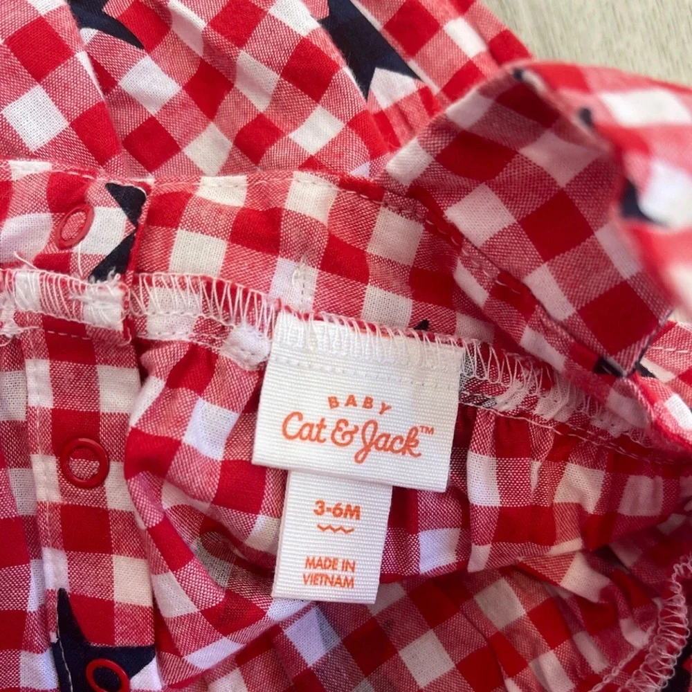 Cat & Jack 3-6 Month Red Plaid And Blue Stars Romper With Bow